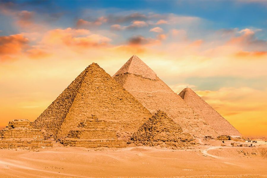 Cairo – the City of Pyramids